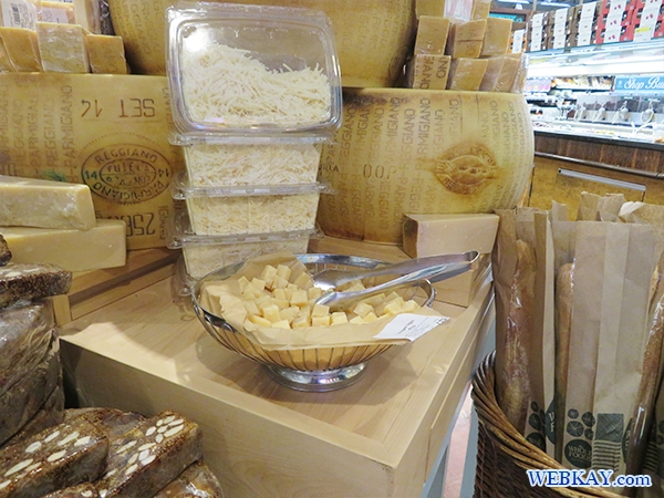 チーズ試食 ホールフーズ hawaii wholefoods ハワイ オアフ島 スーパーマーケット