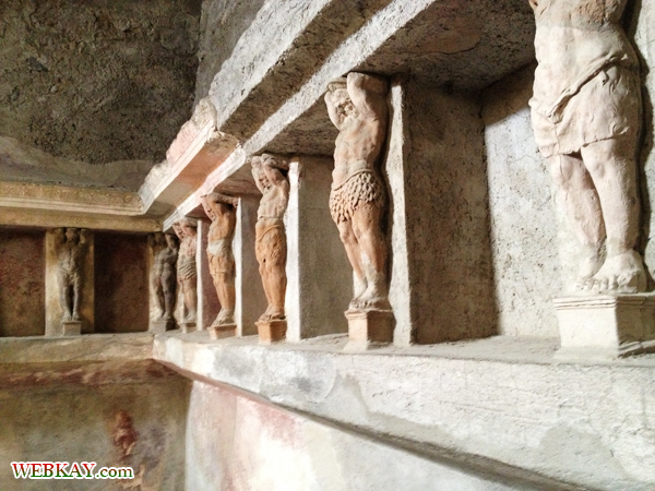 ぬるま湯の浴室 TERME DEL FORO ポンペイ Pompeii 世界遺産 italy