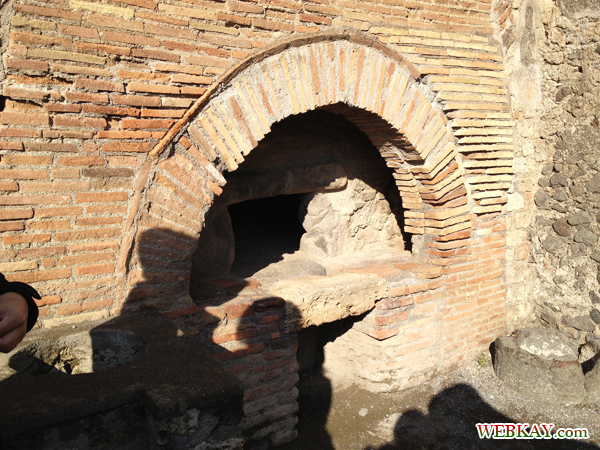 パン屋 ポンペイ Pompeii 世界遺産 オプショナルツアー 観光 イタリア周遊 旅行