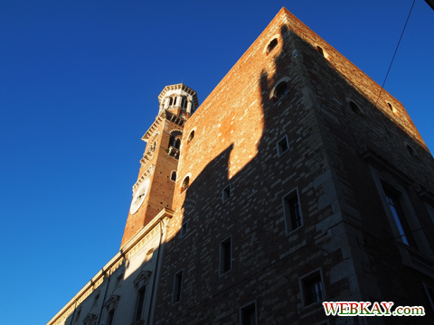 ランベルティの塔 La Torre dei Lamberti ヴェローナ verona イタリア旅行 景色 風景 観光スポット